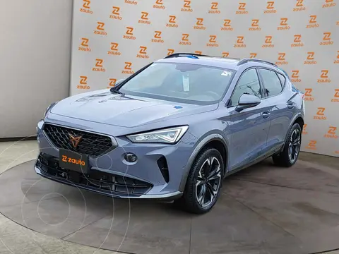 CUPRA Formentor 190hp usado (2024) color Gris financiado en mensualidades(enganche $165,108 mensualidades desde $12,631)