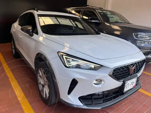 CUPRA Formentor 190hp usado (2023) color Blanco financiado en mensualidades(enganche $227,810 mensualidades desde $9,787)