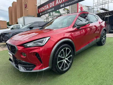 CUPRA Formentor VZ usado (2023) color Rojo financiado en mensualidades(enganche $225,000 mensualidades desde $16,633)