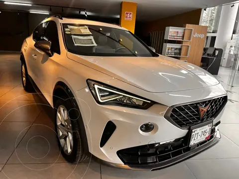 CUPRA Formentor 190hp usado (2023) color Blanco financiado en mensualidades(enganche $227,810 mensualidades desde $9,787)
