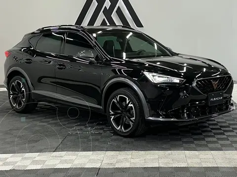 CUPRA Formentor 190hp usado (2023) color Gris precio $497,999