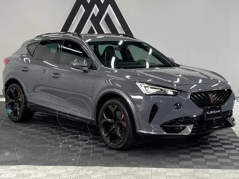 CUPRA Formentor VZ 310hp Pintura mate usado (2022) color Gris precio $569,999