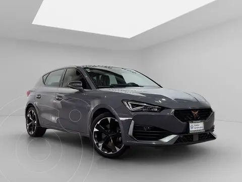 CUPRA Leon 190 HP usado (2024) color Gris precio $539,000