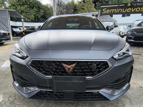 CUPRA Leon 300 HP (Pintura mate) usado (2023) color Gris Magnesio financiado en mensualidades(enganche $112,000 mensualidades desde $14,493)