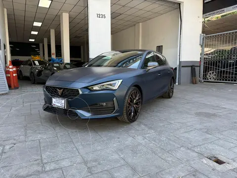CUPRA Leon 300 HP (Pintura mate) usado (2023) color Gris precio $649,900