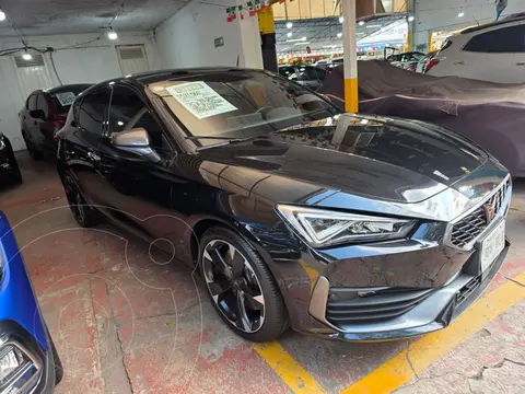 CUPRA Leon 245 HP usado (2023) color Negro precio $523,500