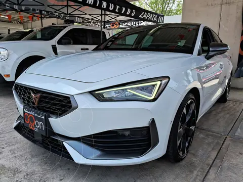 CUPRA Leon 245 HP usado (2023) color Blanco financiado en mensualidades(enganche $145,788 mensualidades desde $11,148)