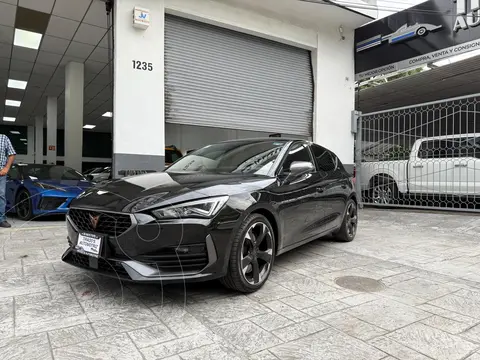 CUPRA Leon 245 HP usado (2023) color Negro precio $534,900
