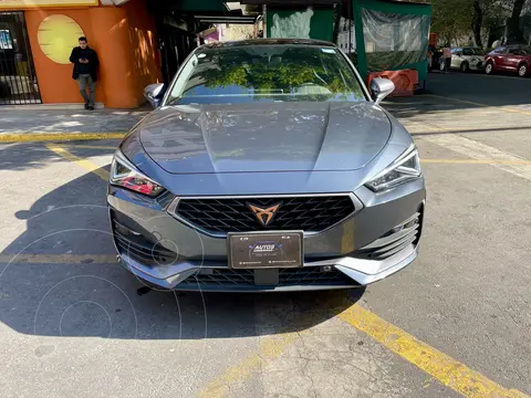 CUPRA Leon 300 HP usado (2022) color Gris precio $509,900