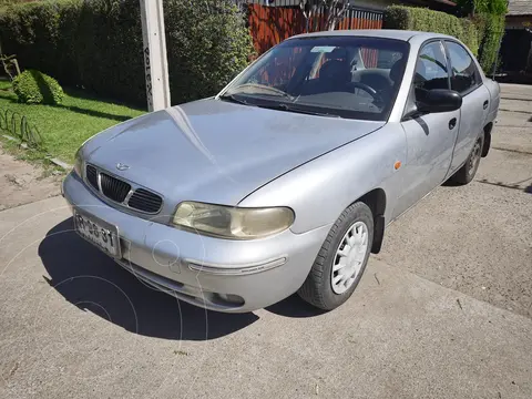 Daewoo Nubira Sedan Sedan 1.6 S Mec Aire 4P usado (1998) color Gris precio $1.590.000