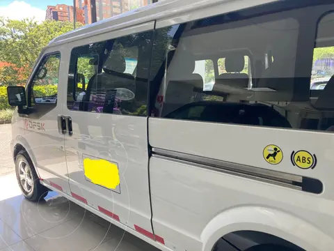 DFSK Van Pasajeros C37 1.3L 9Pas Servicio Publico usado (2024) color Blanco precio $91.000.000