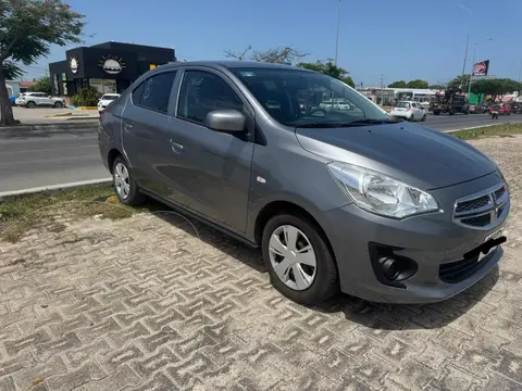 Dodge Attitude R/T SE Aut usado (2022) color Gris precio $186,000