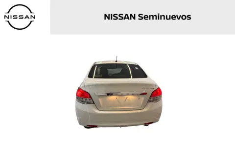 Dodge Attitude R/T SXT Aut usado (2023) color Blanco precio $245,000