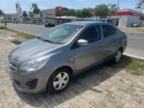 Dodge Attitude R/T SE Aut usado (2022) color Gris precio $186,000
