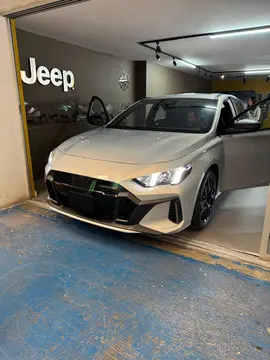 Dodge Attitude GT nuevo color Verde precio $499,900