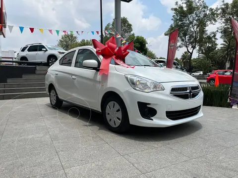 Dodge Attitude SE Aut usado (2023) color Blanco precio $189,899