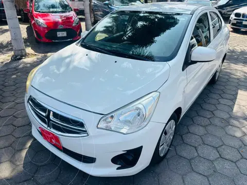 Dodge Attitude SE Aut usado (2023) color Blanco precio $207,000