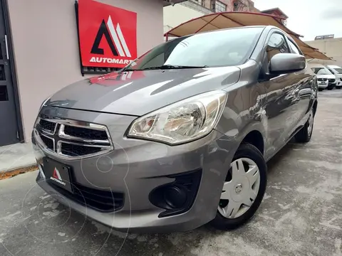 Dodge Attitude SE usado (2018) color Gris precio $129,000