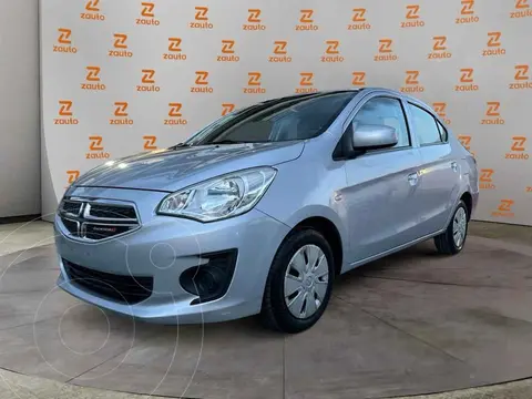 foto Dodge Attitude SE Aut usado (2017) color Plata precio $149,900