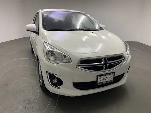 Dodge Attitude SXT usado (2018) color Blanco financiado en mensualidades(enganche $45,000 mensualidades desde $5,700)