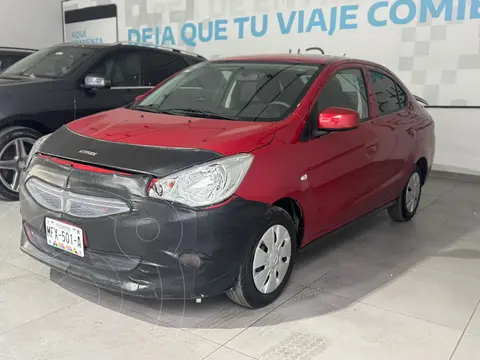 Dodge Attitude SE usado (2024) color Rojo precio $255,000