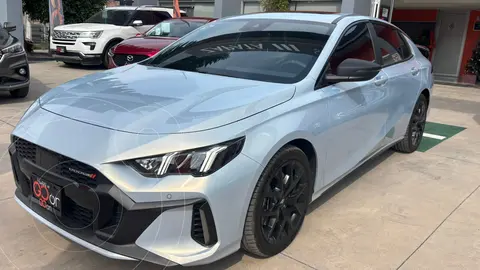 Dodge Attitude GT usado (2025) color plateado financiado en mensualidades(enganche $114,450 mensualidades desde $8,752)