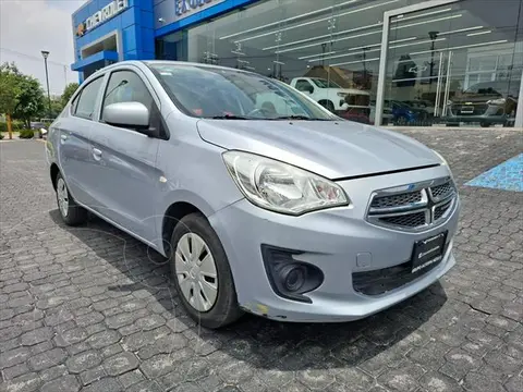 foto Dodge Attitude SE usado (2018) color Gris precio $178,000