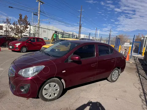 Dodge Attitude SE usado (2018) color Rojo precio $150,000