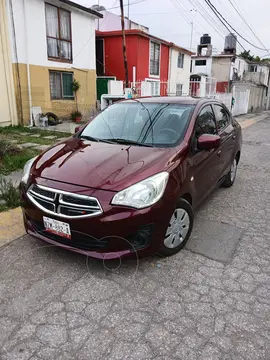 Dodge Attitude SE Aut usado (2019) color Rojo precio $170,000
