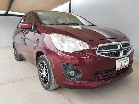 foto Dodge Attitude SXT Aut usado (2017) color Rojo precio $172,395