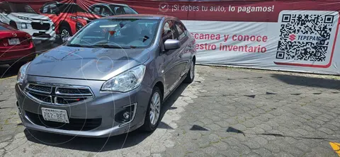 Dodge Attitude SXT usado (2019) color Gris precio $180,000