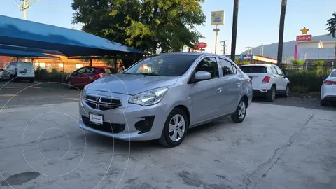 Dodge Attitude SE Aut usado (2022) color Gris precio $225,000