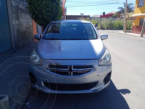 Dodge Attitude SE usado (2017) color Plata precio $117,000