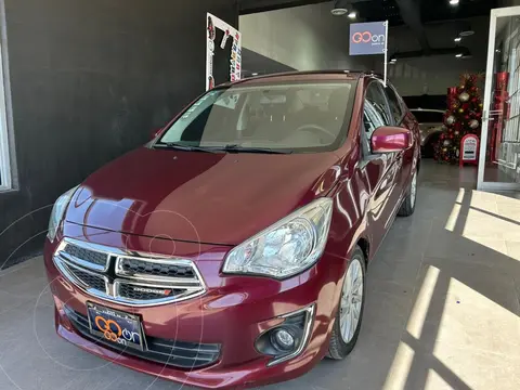 Dodge Attitude SXT Aut usado (2018) color Rojo financiado en mensualidades(enganche $53,138 mensualidades desde $4,063)