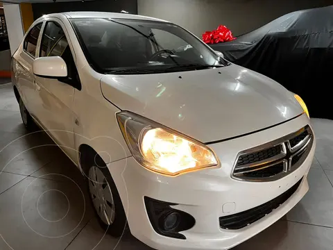 Dodge Attitude SE Aut usado (2023) color Blanco precio $215,000