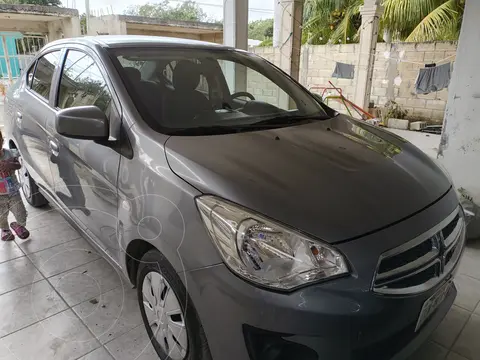 Dodge Attitude SE Aut usado (2024) color Grafito precio $215,000