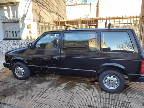 Dodge Caravan 2.4 5P usado (1988) color Negro precio u$s6.300