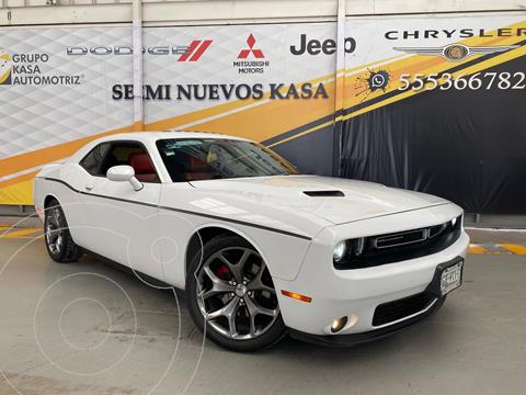 foto Dodge Challenger 3.6L Black Line ATX usado (2016) color Blanco precio $479,000