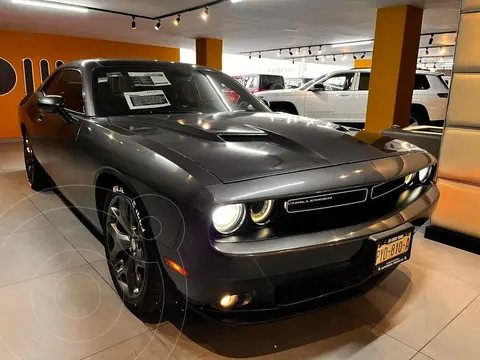 Dodge Challenger 3.6L Black Line ATX usado (2016) color Gris precio $375,000