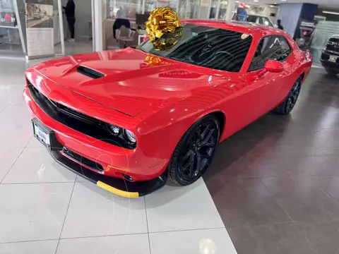 Dodge Challenger GT usado (2023) color Naranja financiado en mensualidades(enganche $231,624 mensualidades desde $17,720)