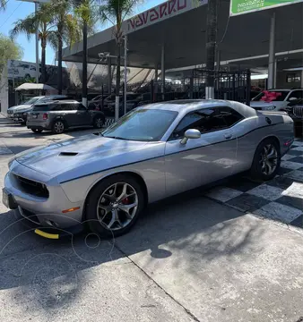 Dodge Challenger 3.6L Black Line ATX usado (2016) color Granito precio $519,000