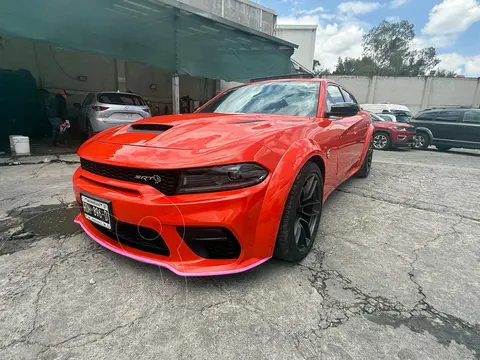 Dodge Charger Widebody SRT usado (2023) color Mango precio $1,850,000