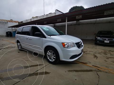 foto Dodge Grand Caravan SXT usado (2017) color Blanco precio $265,000