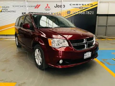 foto Dodge Grand Caravan SXT Plus usado (2019) color Rojo Cobrizo precio $460,000