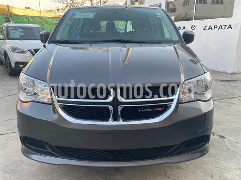 Dodge Grand Caravan SE usado (2018) color Gris financiado en mensualidades(enganche $69,000 mensualidades desde $6,434)