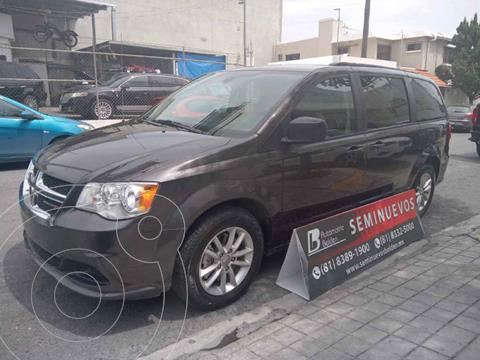 Dodge Grand Caravan SXT usado (2019) color Gris precio $388,000