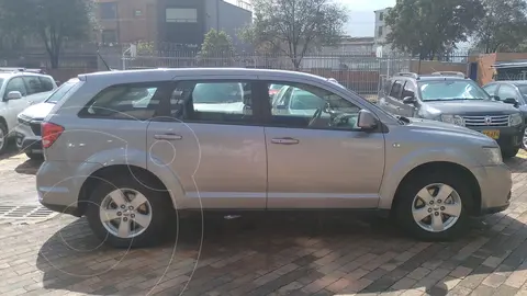 Dodge Journey Express 5P 2.4 L Aut usado (2015) color Gris precio $40.900.000
