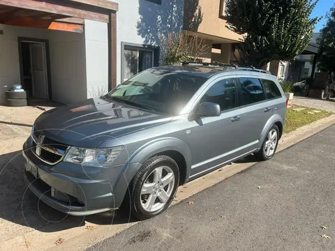 foto Dodge Journey R/T usado (2009) color Celeste precio $9.500.000