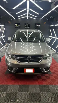 Dodge Journey SE 2.4L 5P usado (2017) color Plata precio $60.000.000