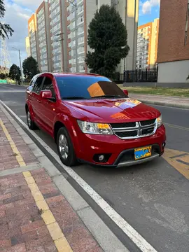 Dodge Journey SE 2.4L 7P usado (2012) color Rojo precio $36.500.000